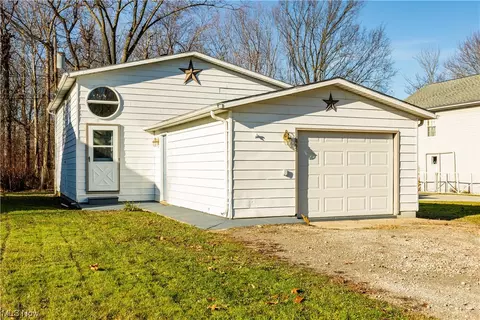 408 Woodside Ave, Vermilion, OH 44089