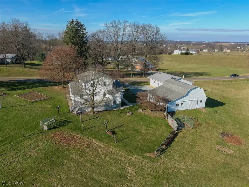 5930 S Carr, Apple Creek, OH 44606 29 Photos Movoto