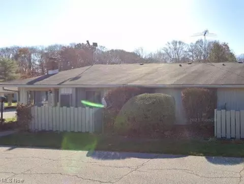 2687 Mull Ave #16B, Copley, OH 44321