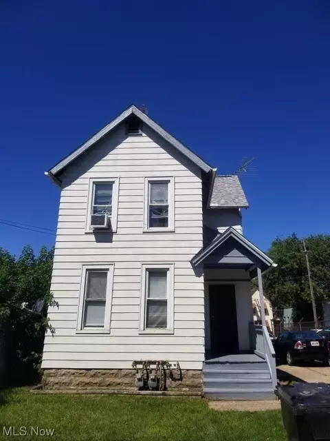 3512 Henritze Ave, Cleveland, OH 44109