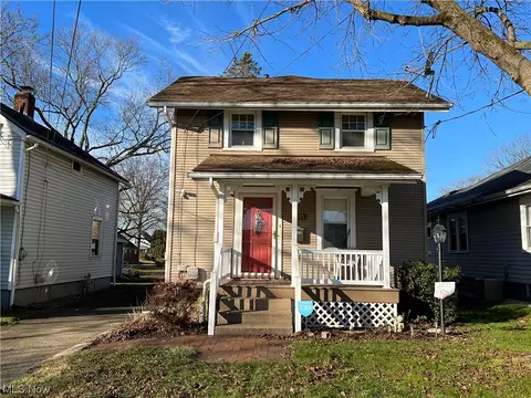 1915 Roosevelt NE, Canton, OH 44705
