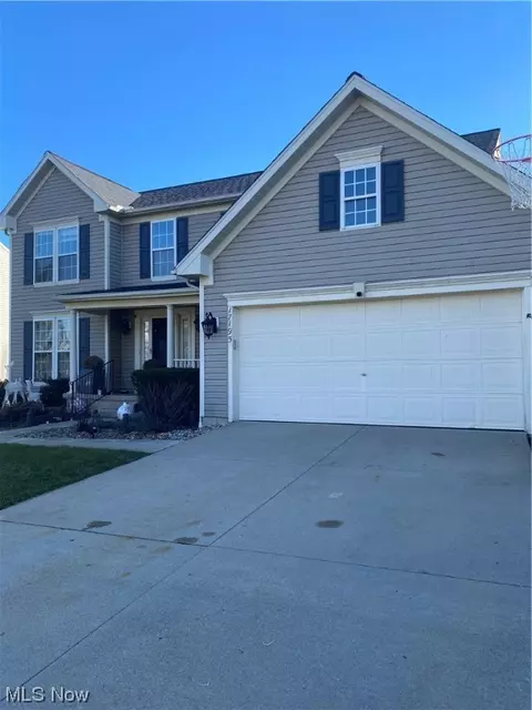 17195 Park Ln, Strongsville, OH 44136