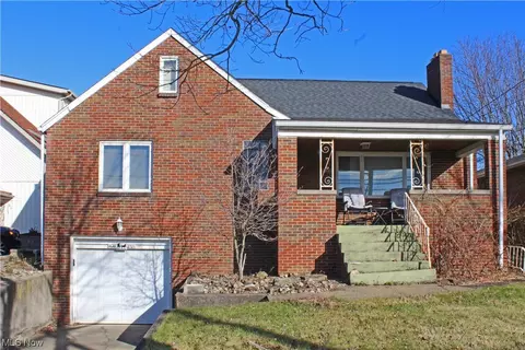 2721 Pennsylvania Ave, Weirton, WV 26062