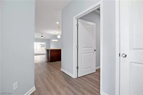 Entry Way - 213 Silver Spring Cir, Elyria, OH 44035 photo 1 of 2