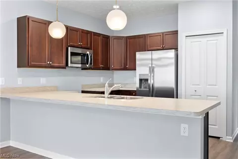 Kitchen - 213 Silver Spring Cir, Elyria, OH 44035 photo 1 of 6