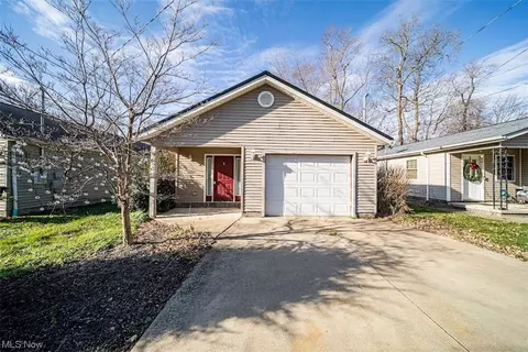 883 Bellevue, Painesville, OH 44077