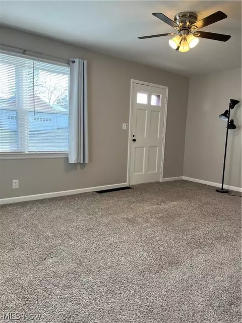1405 40th St NW, Canton, OH 44709 photo 5