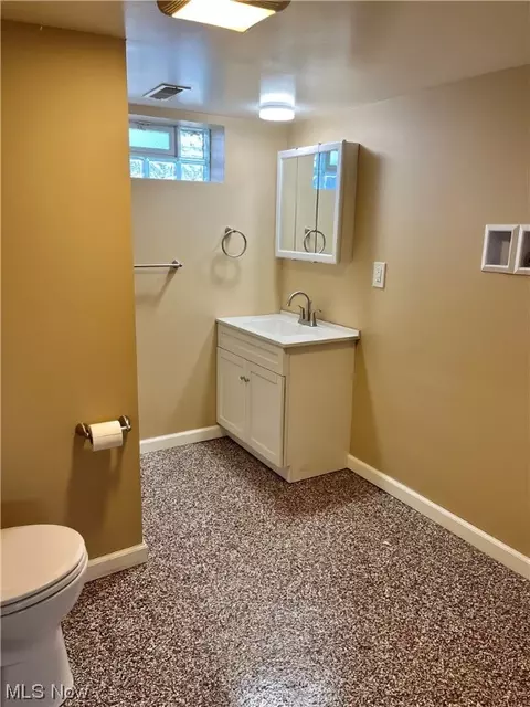 1405 40th St NW, Canton, OH 44709 photo 18