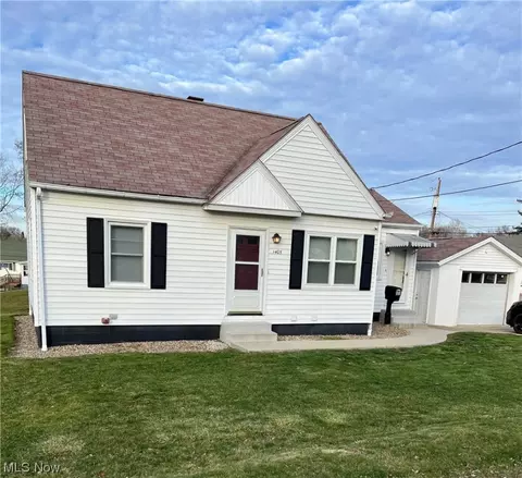 1405 40th St NW, Canton, OH 44709