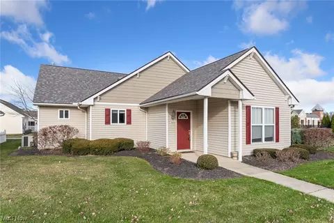 36112 Bridgeport Dr, North Ridgeville, OH 44039