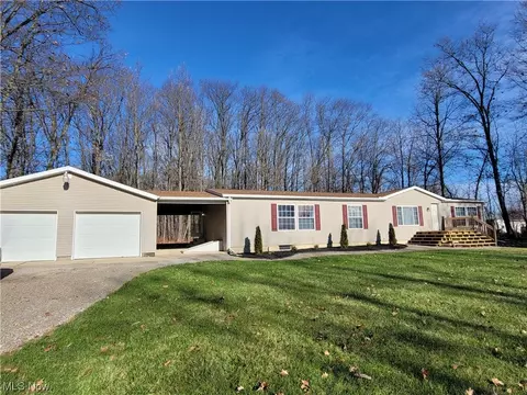 2452 State Route 162 E, New London, OH 44851