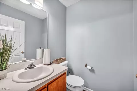 112 Meander Ln, Elyria, OH 44035 photo 14