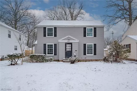 19226 Scottsdale Blvd, Shaker Heights, OH 44122
