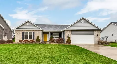 13174 Barrington Dr, Grafton, OH 44044