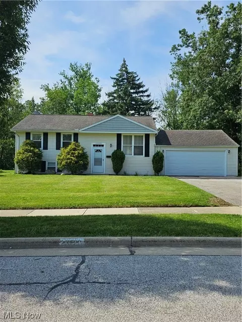 23220 Cannon Rd, Bedford Heights, OH 44146