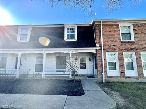 9 Trenton #10, Euclid, OH 44143