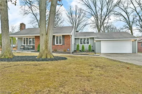 4967 E Rockwell Rd, Austintown, OH 44515