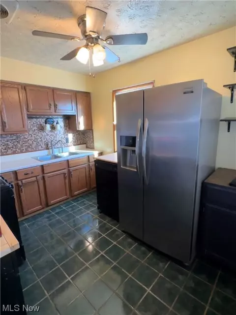 2920 Aberdeen Ave, Ashtabula, OH 44004 photo 6