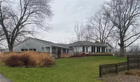7640 W W Lk, Walton Hills, OH 44146