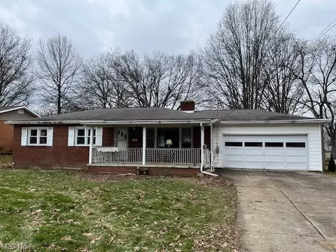 2111 Southeast Blvd, Salem, OH 44460