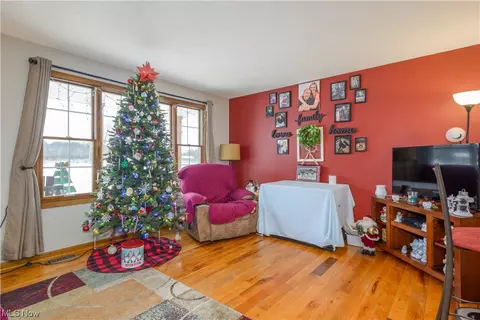 8646 Yale Rd, Rootstown, OH 44272 photo 5
