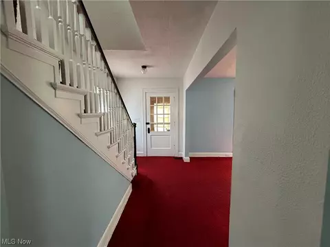 Entry Way - 127 E Wilbeth, Akron, OH 44301 photo 2 of 3