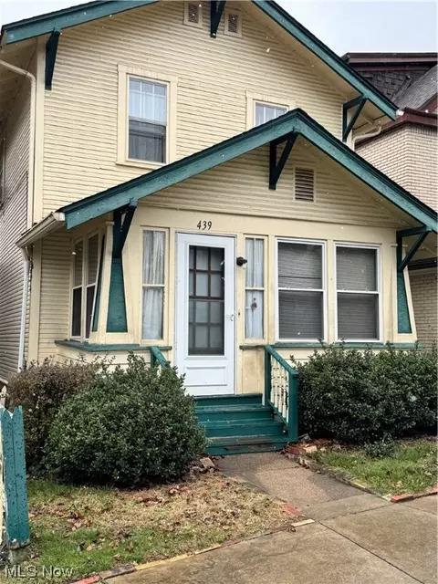 439 Thompson Ave, East Liverpool, OH 43920