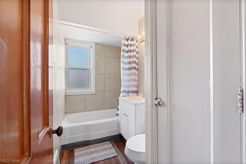 375 Hawthorne St, Elyria, OH 44035 photo 16