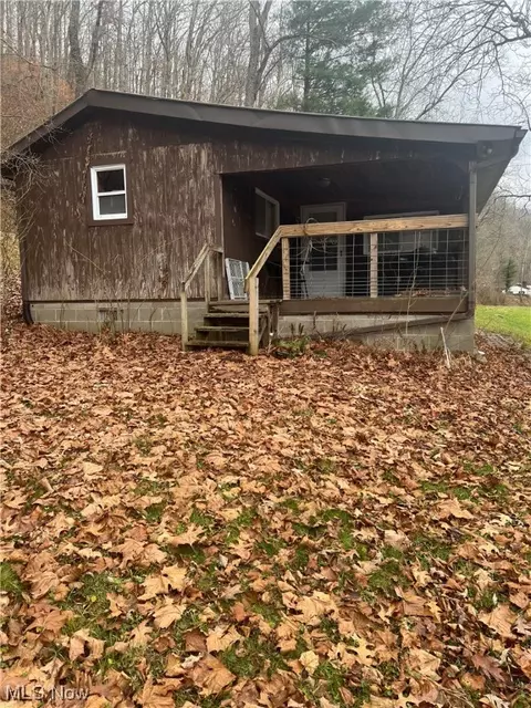 2518 S R 376, Stockport, OH 43787