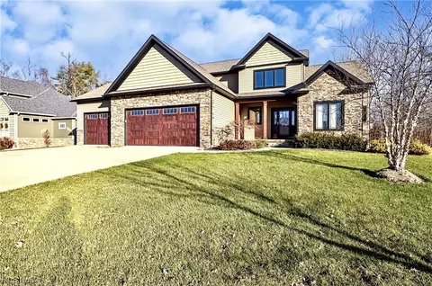 4479 Broadley, Uniontown, OH 44685