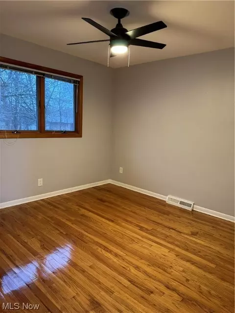 14904 Summit Ave, Maple Heights, OH 44137 photo 12