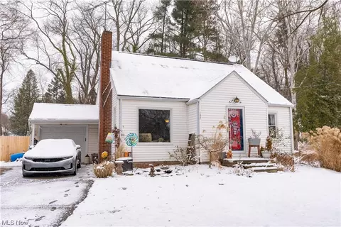 157 Everhard SW, North Canton, OH 44709