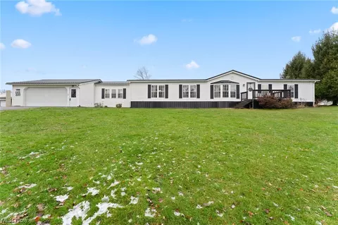 10323 Steubenville Pike, Lisbon, OH 44432