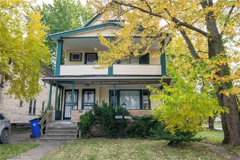 9904 Parkgate Ave, Cleveland, OH 44108