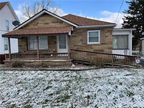 101 High St, New London, OH 44851