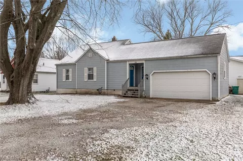 704 Meigs Ave, Painesville, OH 44077