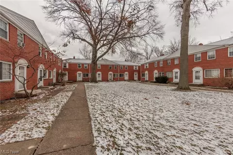 461 Kenwood #N, Euclid, OH 44123
