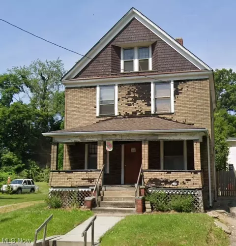 596 Rhodes Ave, Akron, OH 44307