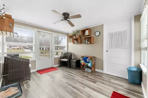665 S 15th St, Sebring, OH 44672 photo 7