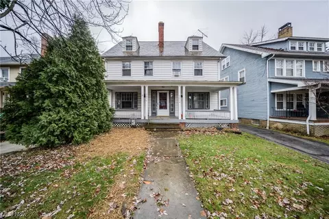 3074 Meadowbrook Blvd, Cleveland Heights, OH 44118