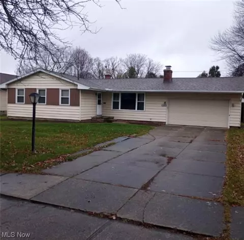 13114 Cherokee Trl, Middleburg Heights, OH 44130