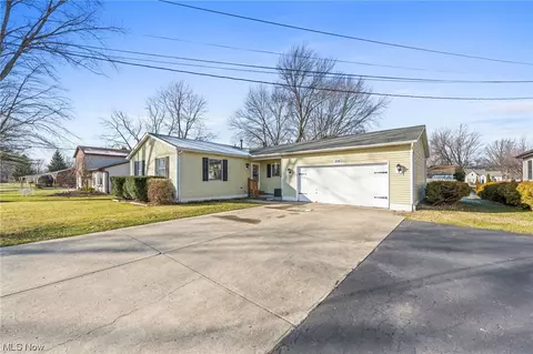 308 Wetmore Ave, Grand River, OH 44045