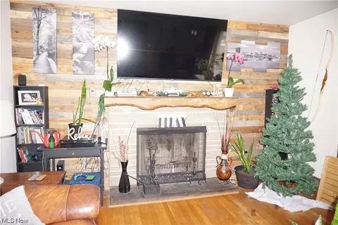 4611 8 St NW, Canton, OH 44708 photo 3