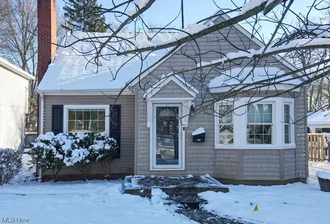 125 Goodhue, Akron, OH 44313