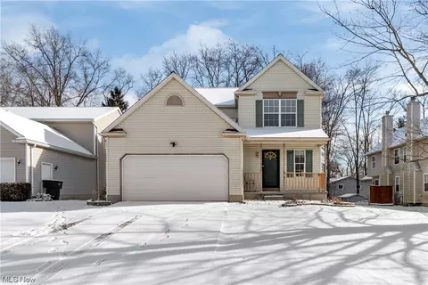 349 Ivanhoe Ave, Wadsworth, OH 44281