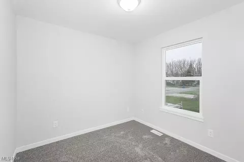 944 Shadowrow, Willoughby, OH 44094 photo 18