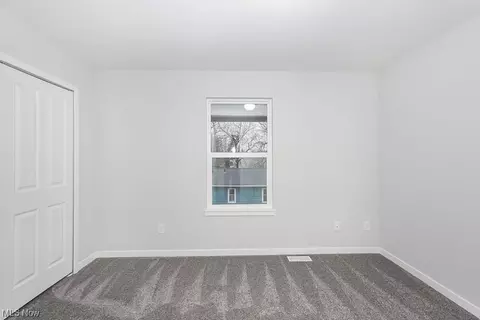 944 Shadowrow, Willoughby, OH 44094 photo 14