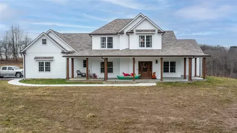50210 Smith Rd, Negley, OH 44441