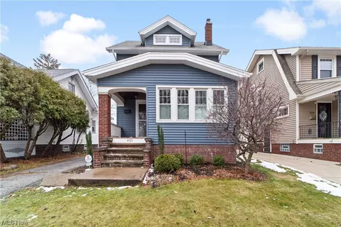 3725 W 169th St, Cleveland, OH 44111