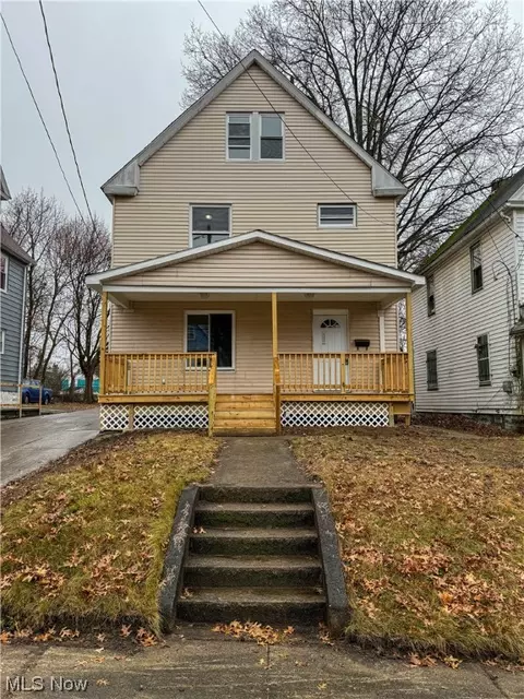 1041 Mercer St, Youngstown, OH 44502